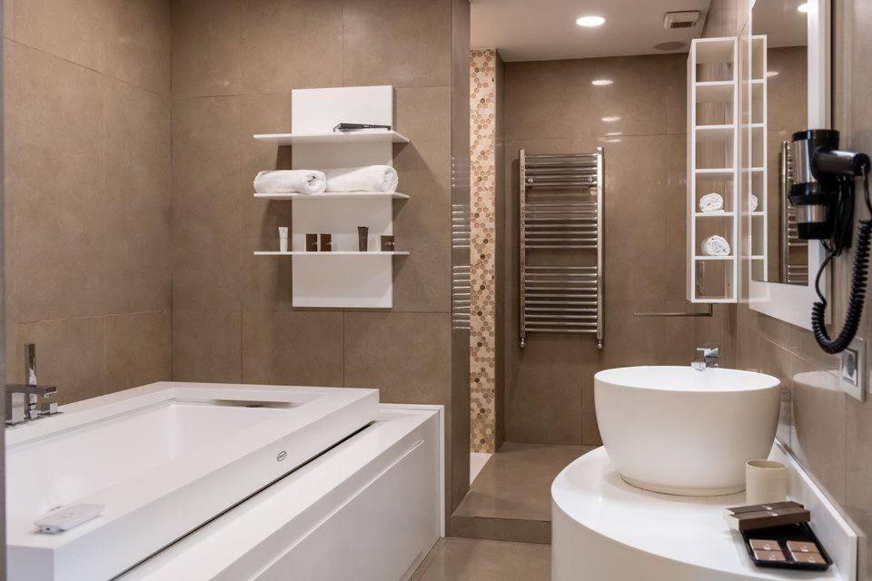 Apartament Colosseo Loft Con Jacuzzi Rzym Zewnętrze zdjęcie
